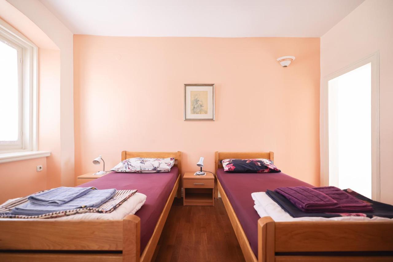Two Bedroom Apartment In City Center Igor Задар Екстериор снимка
