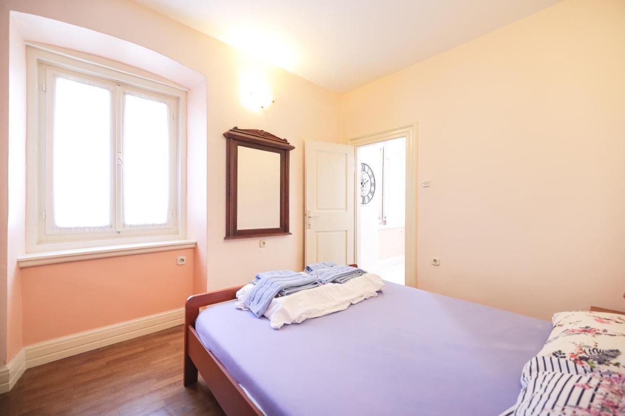 Two Bedroom Apartment In City Center Igor Задар Екстериор снимка