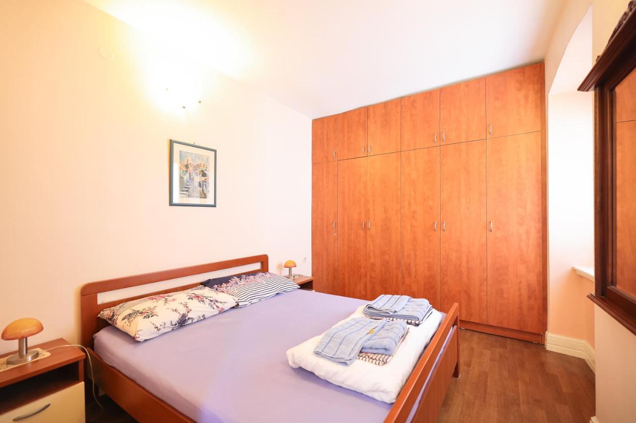Two Bedroom Apartment In City Center Igor Задар Екстериор снимка