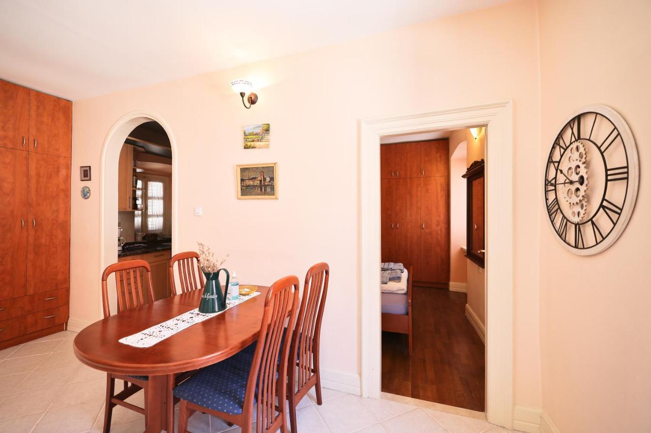 Two Bedroom Apartment In City Center Igor Задар Екстериор снимка